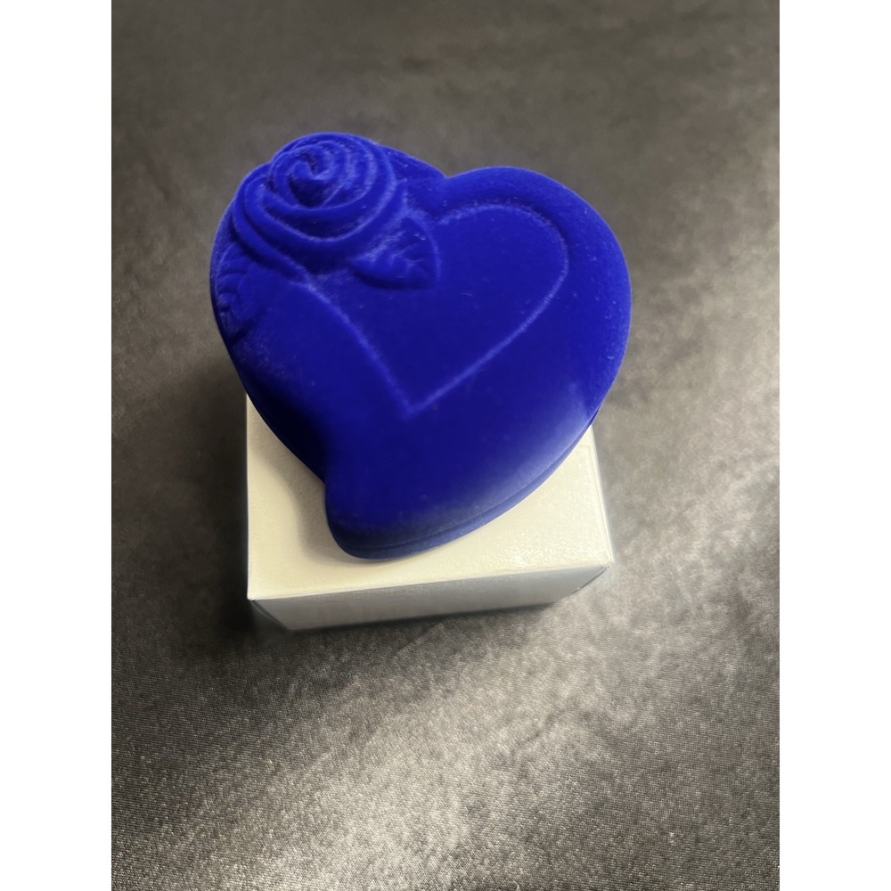Gorgeous Vintage Blue Velvet Heart-Shaped Ring Box with Rose Design